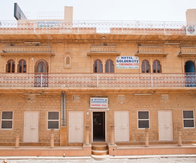 Hotel Golden City